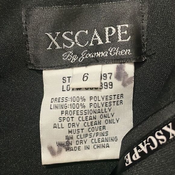 Xscape Black Pleated Maxi Mermaid Chiffon Gown Size 6 - Picture 10 of 10